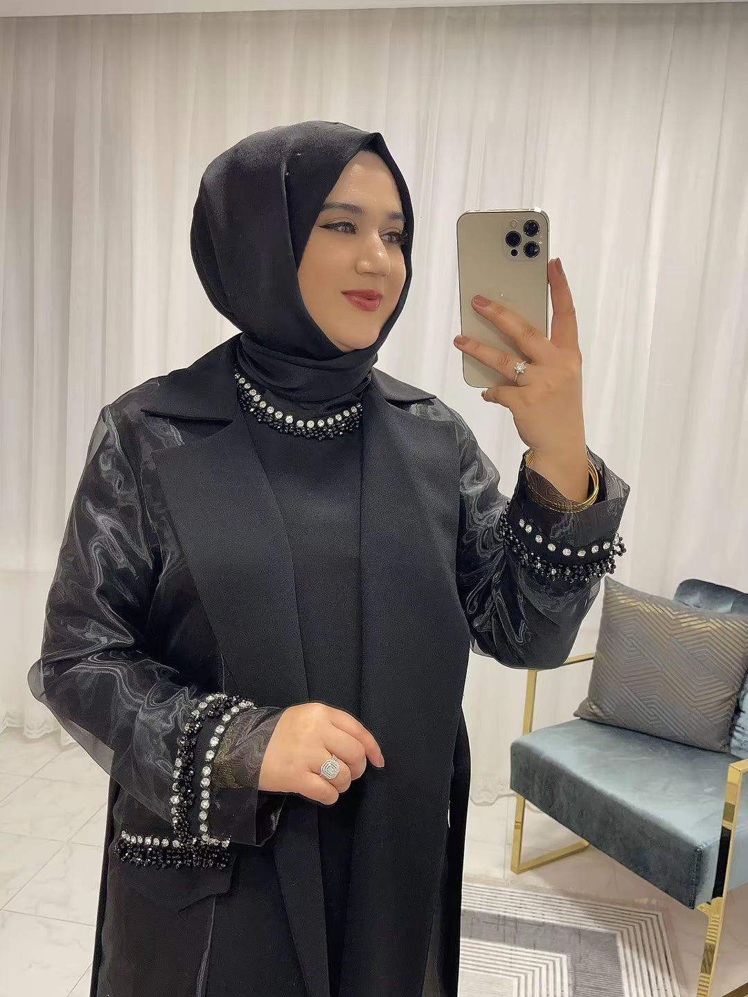 3127 Abaya