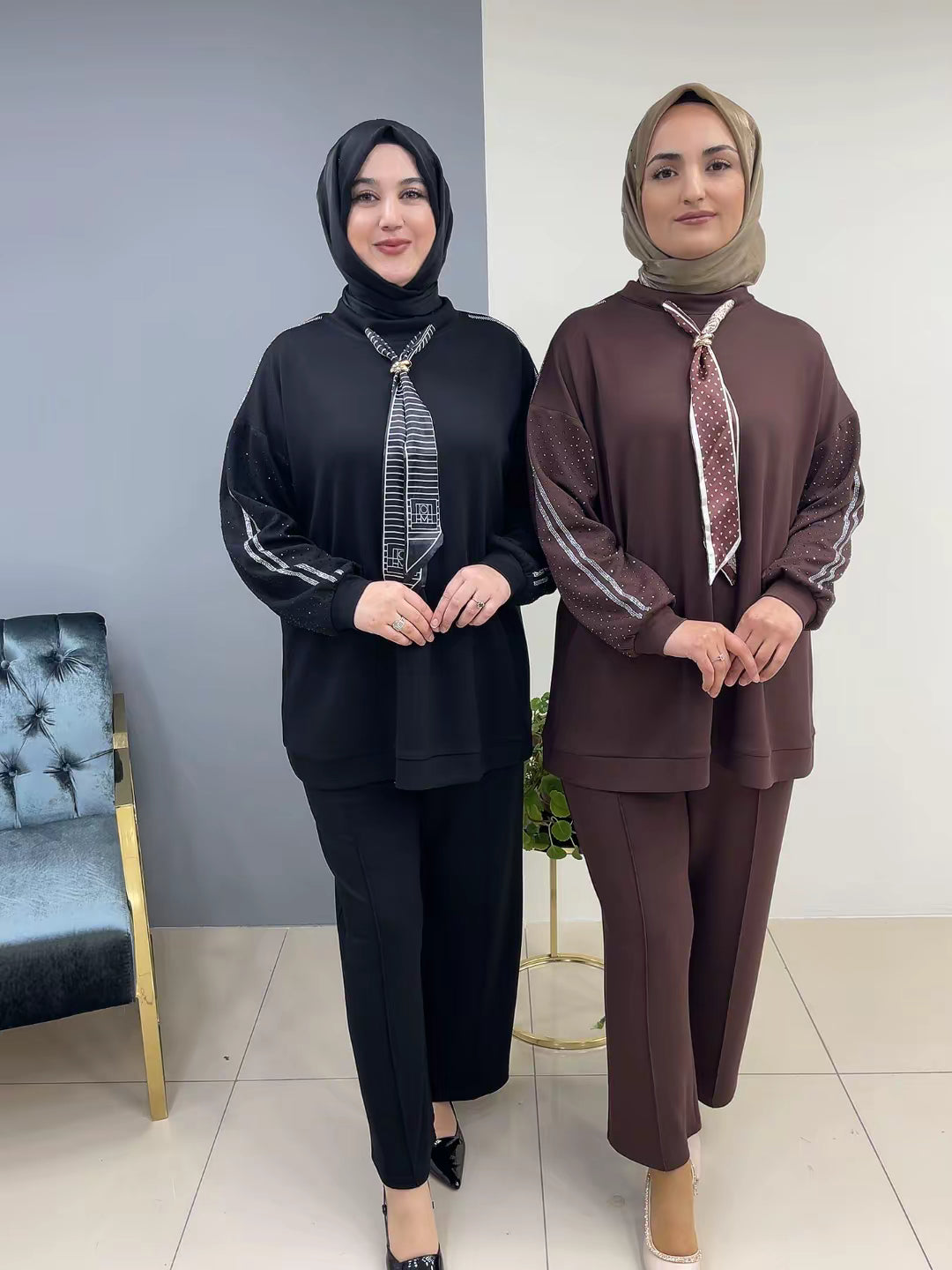 1138 Taşlı Fularlı Takım
