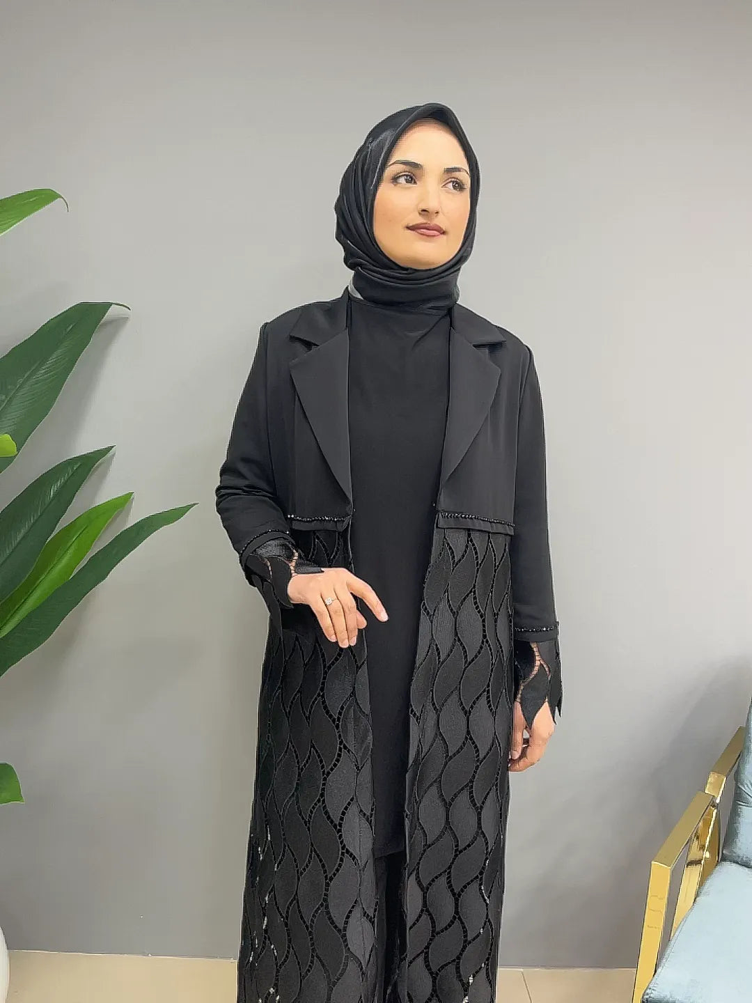 7728 Abaya