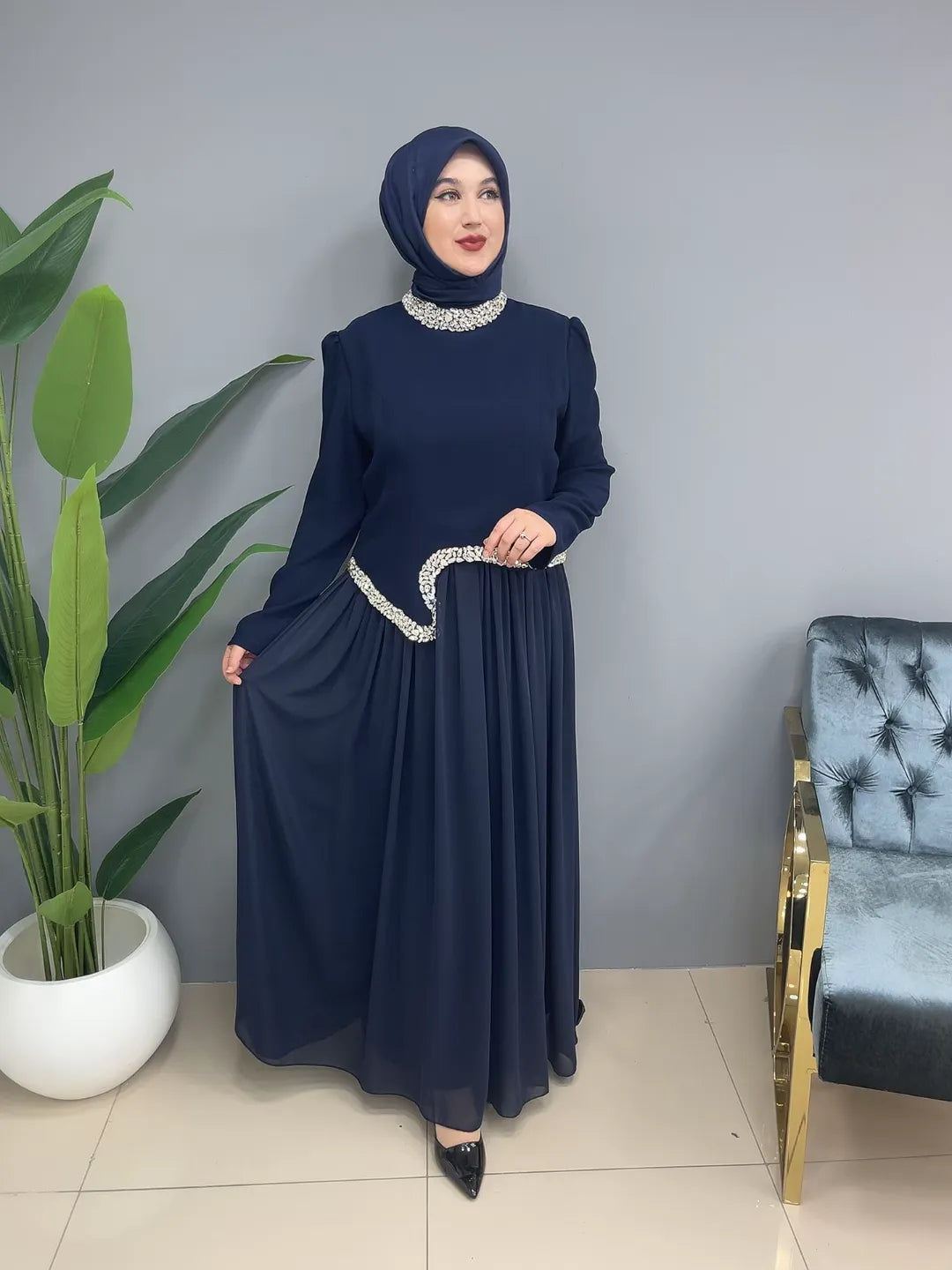 Yaka ve Bel Taşlı Eteği Pileli 1152 Abiye
