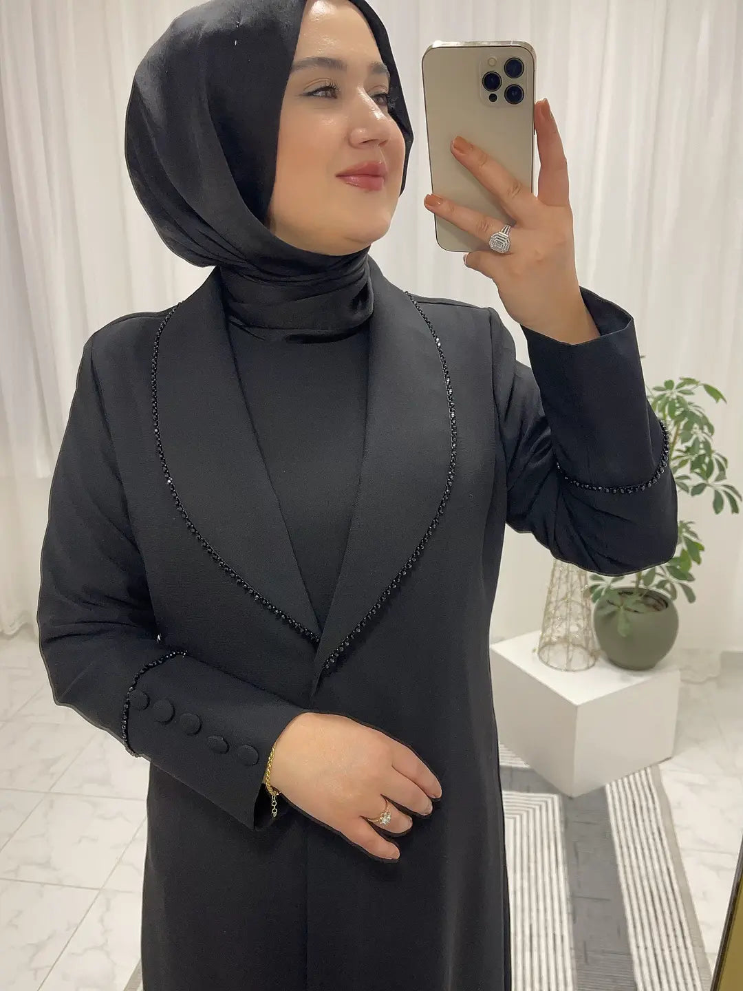 24203 Abaya
