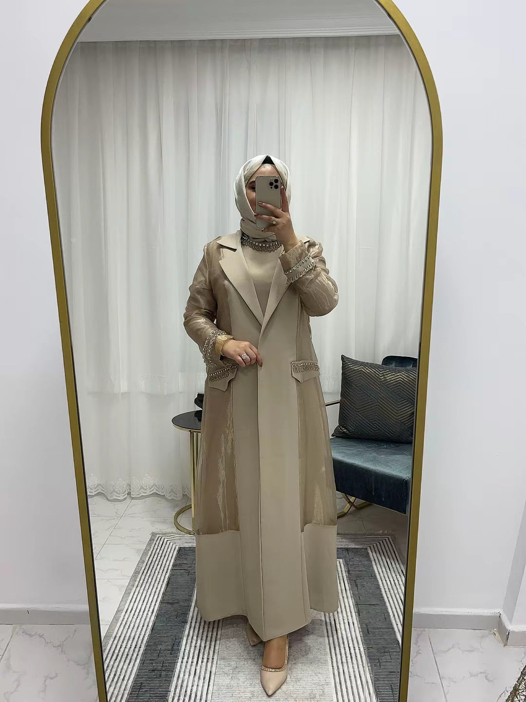 3127 Abaya