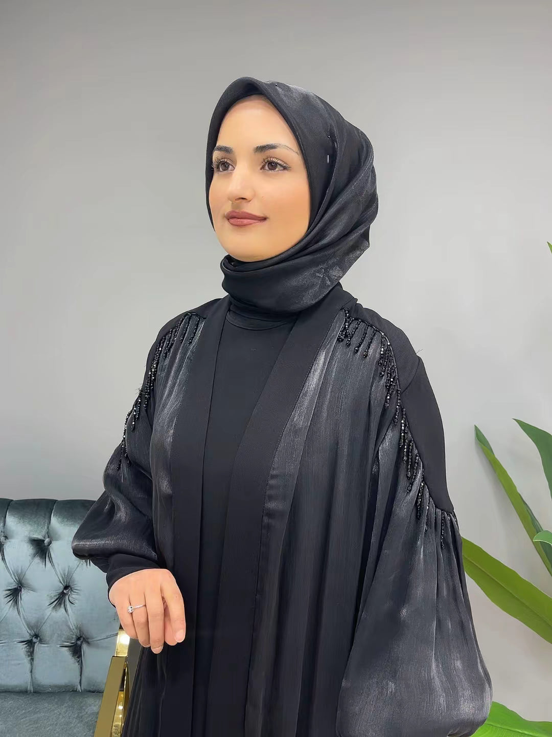 4201 Abaya