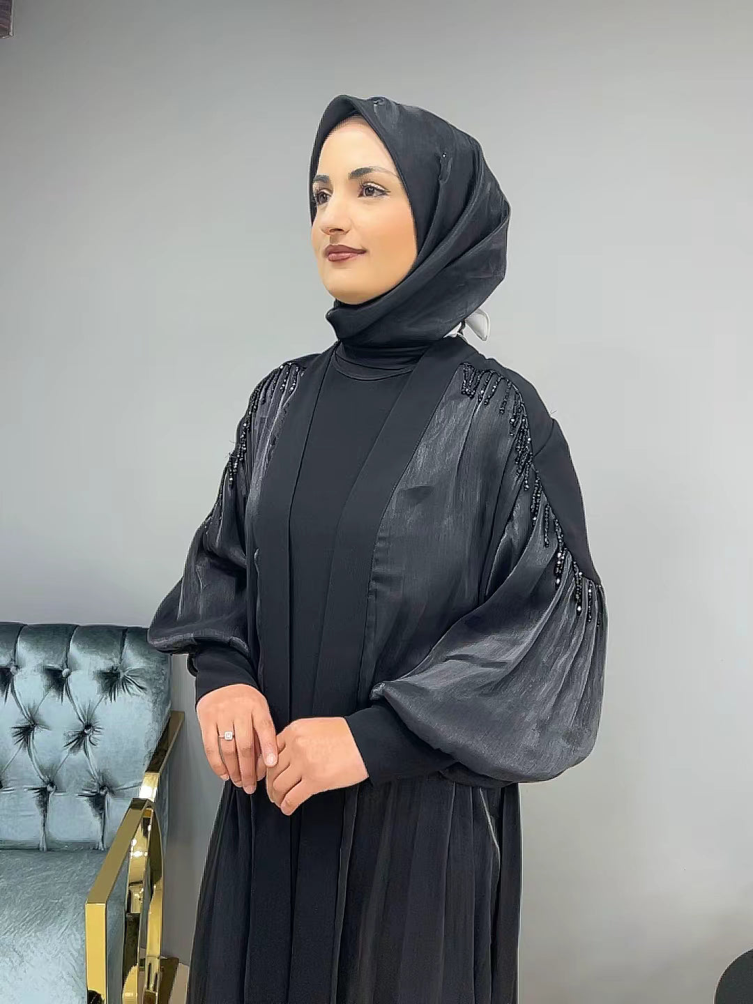 4201 Abaya