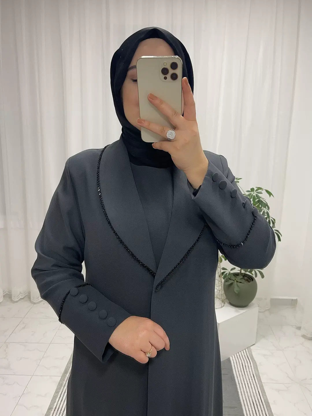 24203 Abaya